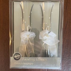 Wilton toasting glasses.
